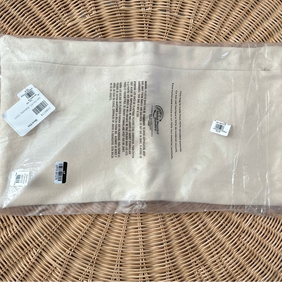 NEW West Elm Jute Geo Pillow Cover (12”x21”)-Alabaster - Picture 3 of 4